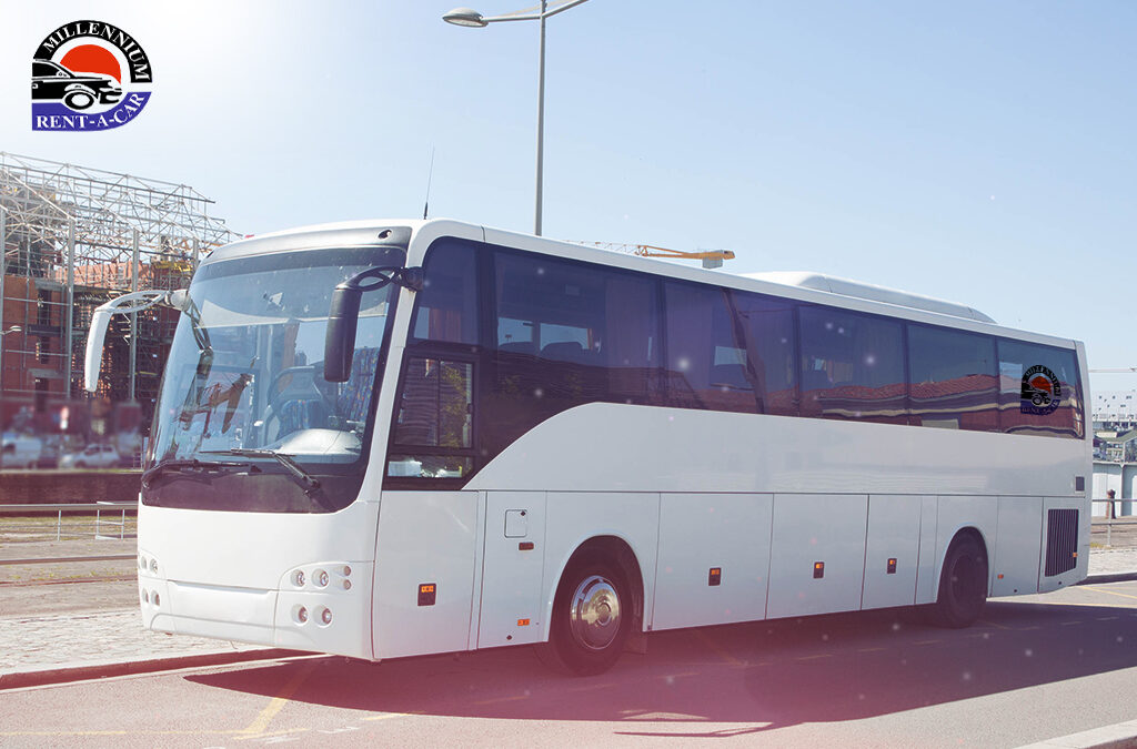 Top Five Benefits of Renting a Charter Bus for Your Next Outing